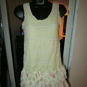 M&L beige sleeveless lace floral dress new size s
